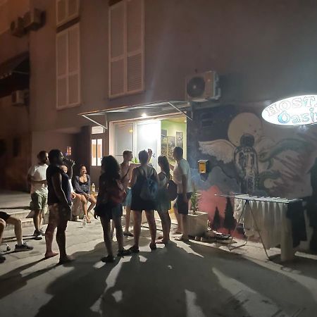 Oasis Hostel スプリト エクステリア 写真