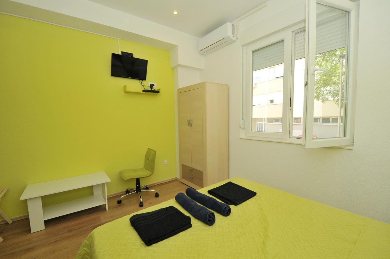Oasis Hostel スプリト エクステリア 写真