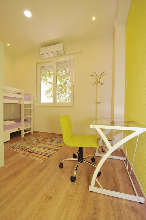 Oasis Hostel スプリト エクステリア 写真