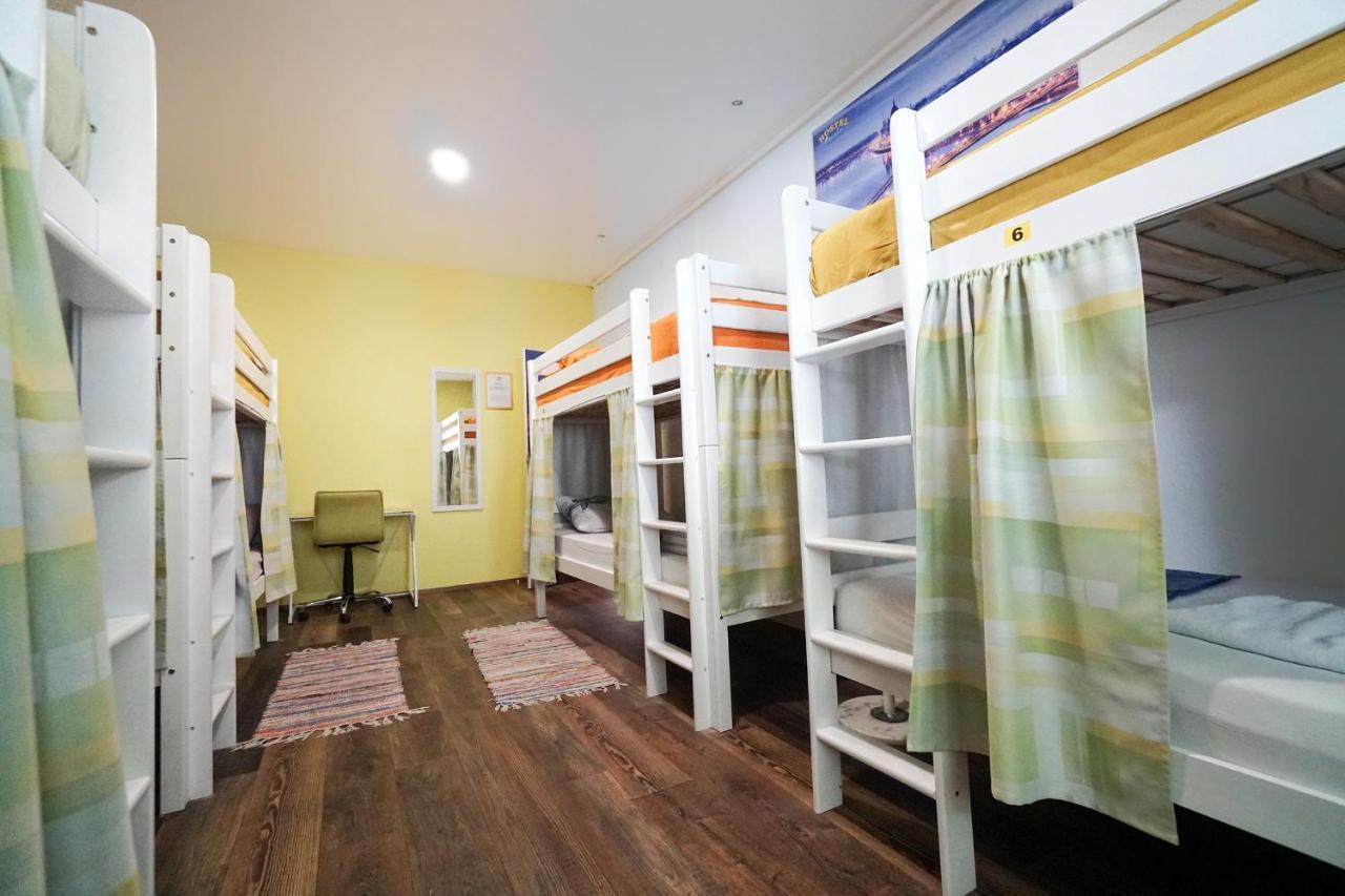 Oasis Hostel スプリト エクステリア 写真