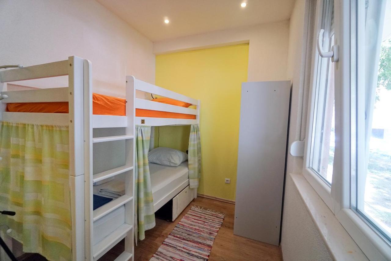 Oasis Hostel スプリト エクステリア 写真