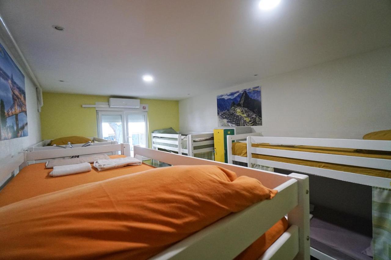 Oasis Hostel スプリト エクステリア 写真